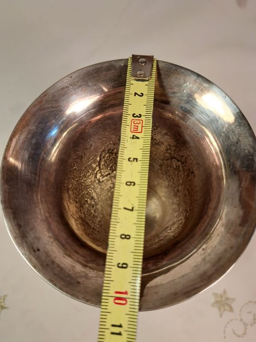 Стара сребърна ваза