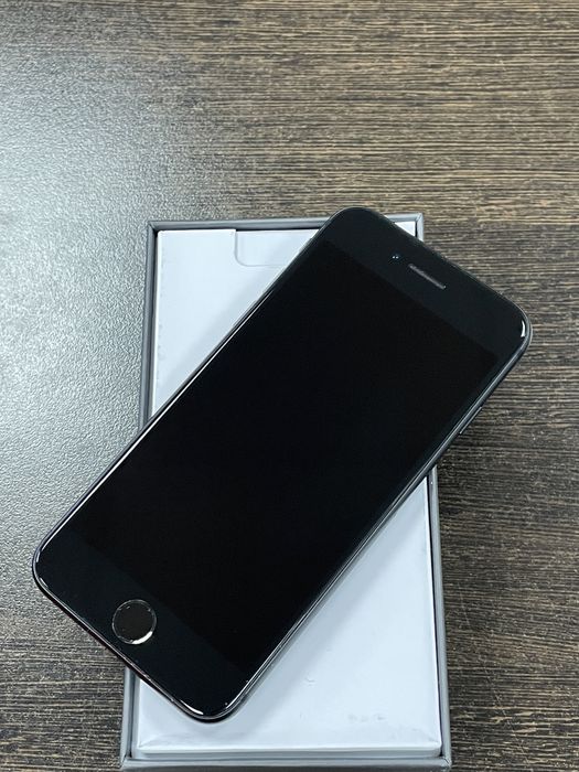 Iphone 8plus  black 64Gb