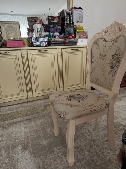 Продается стулья