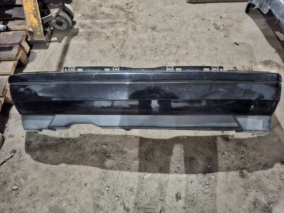 Задний бампер Гольф 3