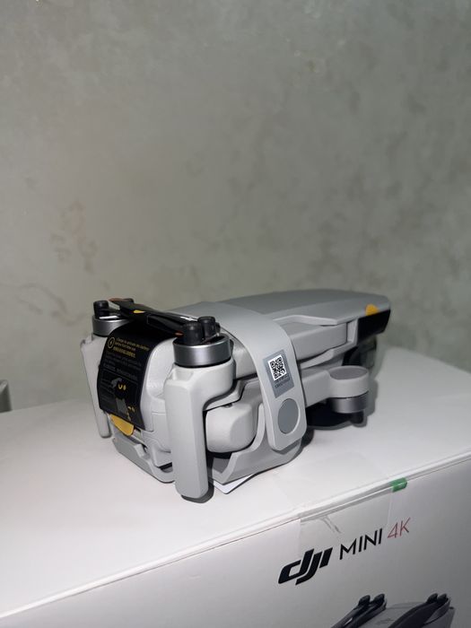 Дрон DJI mini 4K