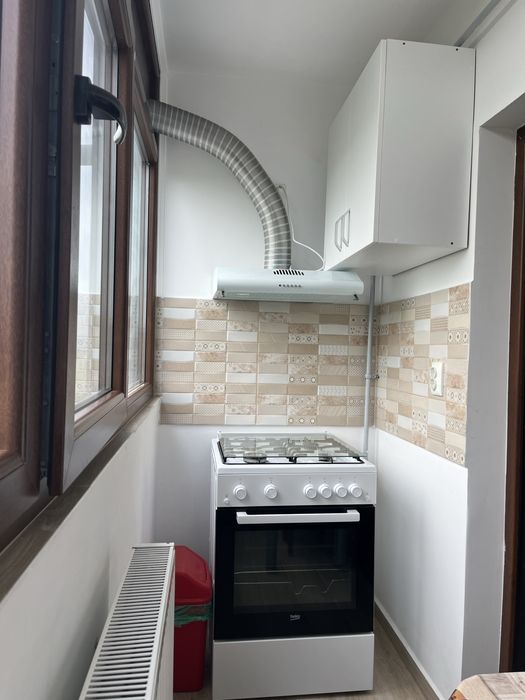Se inchiriaza apartament