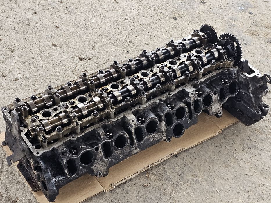 Глава с валове бмв 245кс bmw n57 н57 n57d30a н57д30а