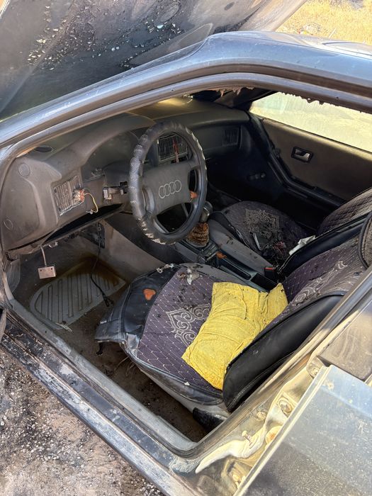 Запчасти на Ауди 80