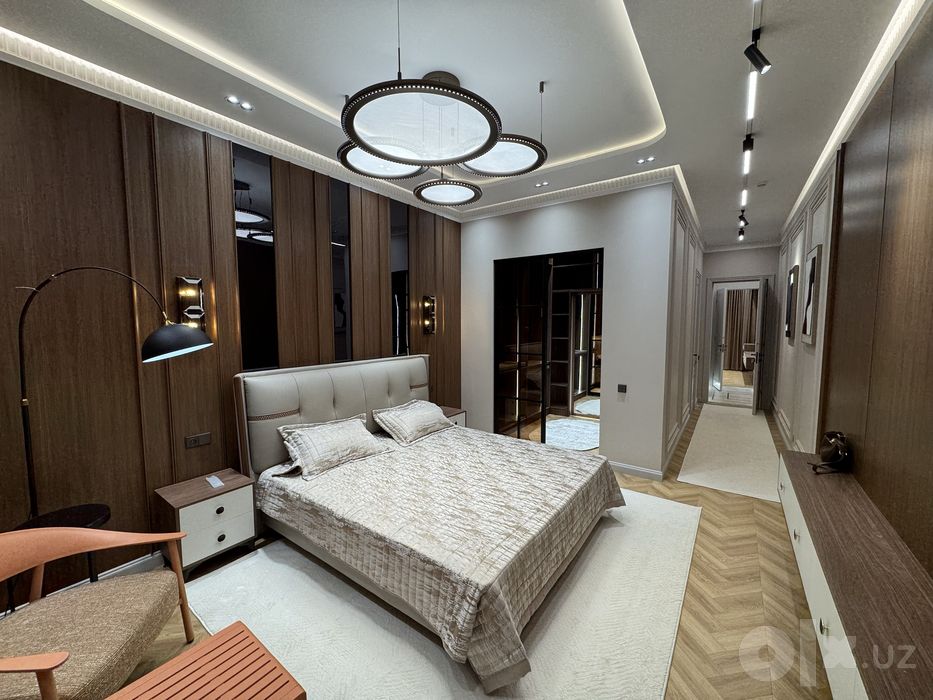 Business class Regnum Plaza 4 ком
