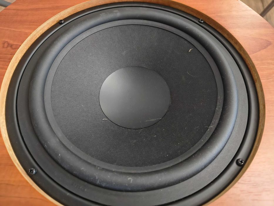 Cабвуфер  Avantek audio pro Швеция Премиум-класс