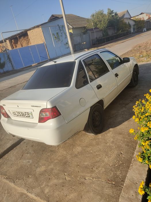 Nexia 2 sotiladi holati yaxwi 1.5 gibrid