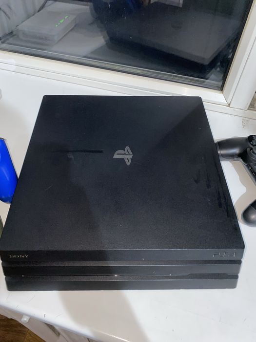 Срочно PS4 Pro подписка 6 месяцев
