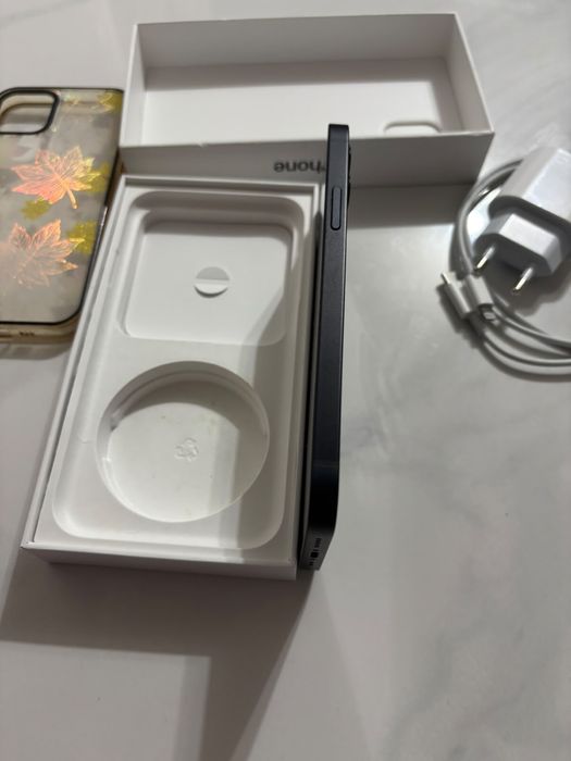Iphone 12 ( stare impecabila )