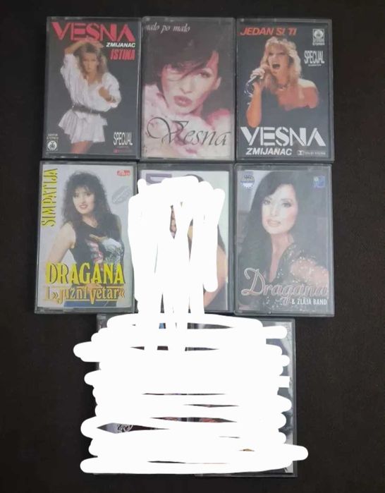 Продавам оригин.попфолк , народни,поп албуми.