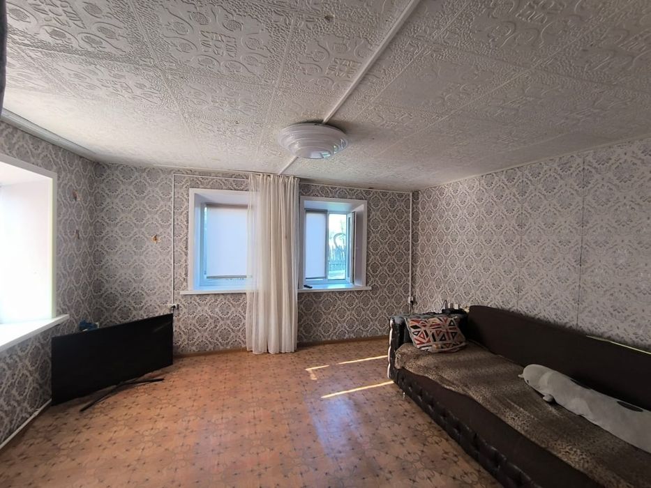 Продам дом .с.Б-Изюм.