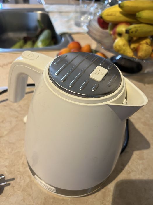 Cana electrica  DeLonghi 3000 W