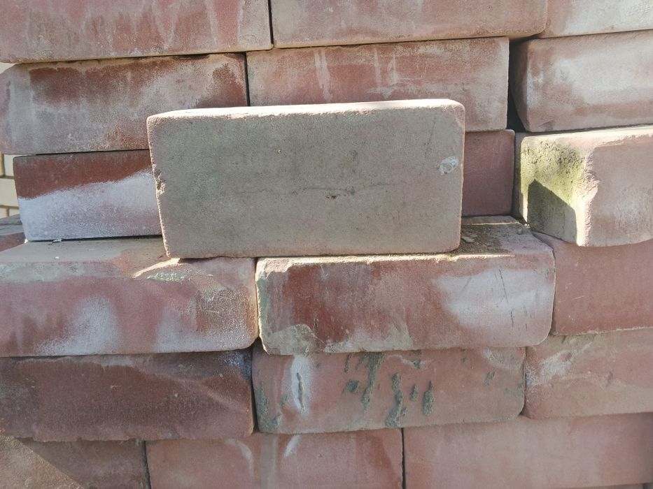 Кирпичи силикатные