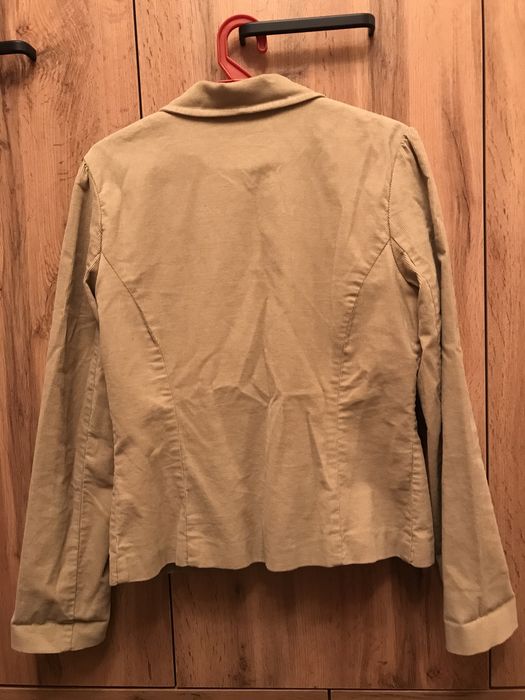 Продаётся новый, женский, вельветовый пиджак