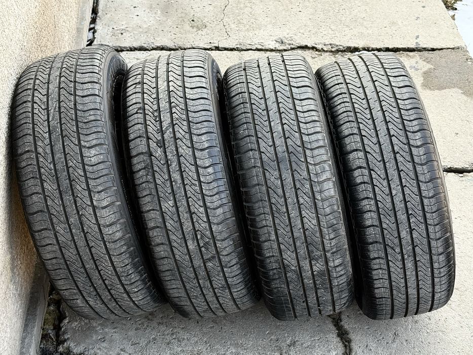 215|60 R16. Triangle.