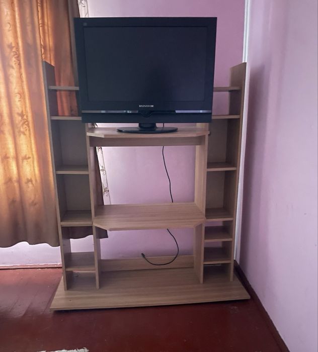 Masa TV de vînzare in stare foarte bună de vînzare