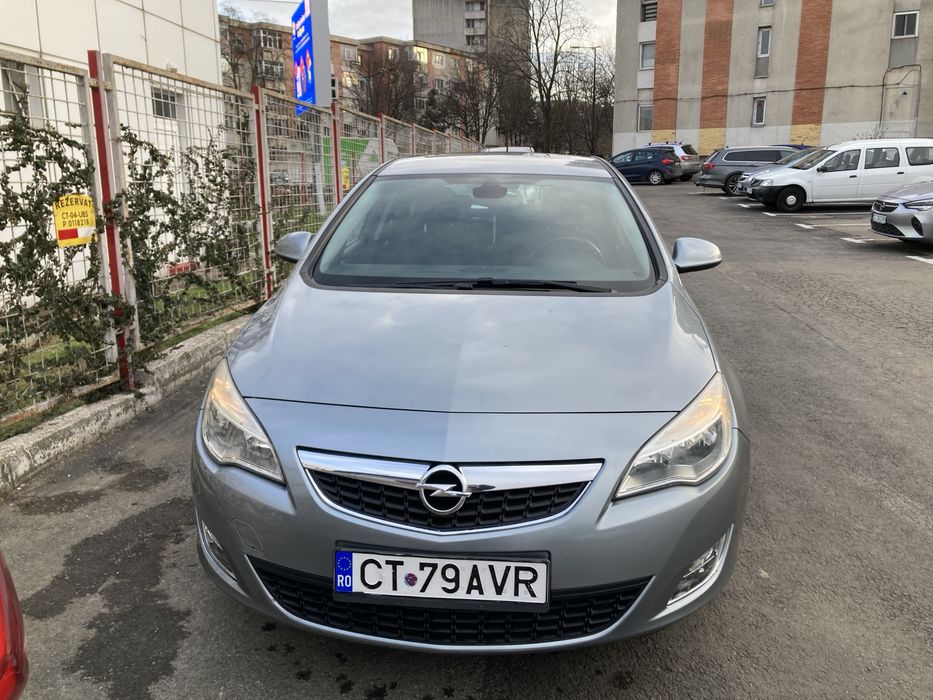 OPEL Astra 2011 — imagine 10