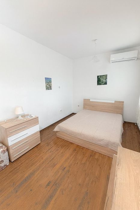 Дава се под наем Тристаен апартамент в Пловдив, Кючук Париж - 92 кв.м за 459 € - Снимка #3