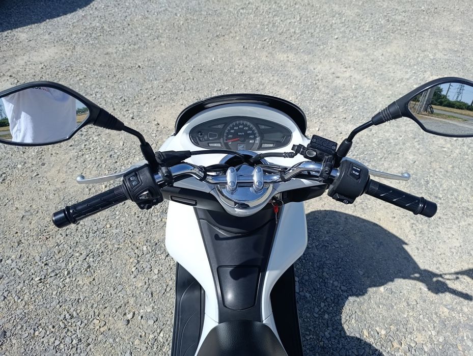 Vand Honda PCX 125 cc an 2012