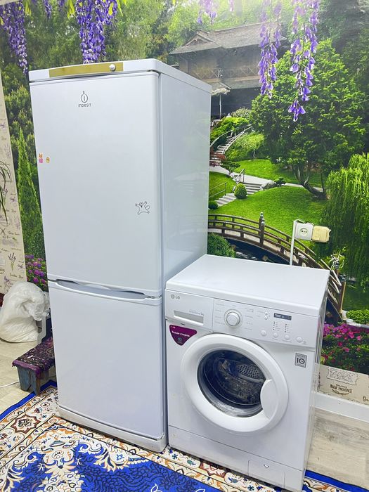 Продам Холодильник с Машинкой