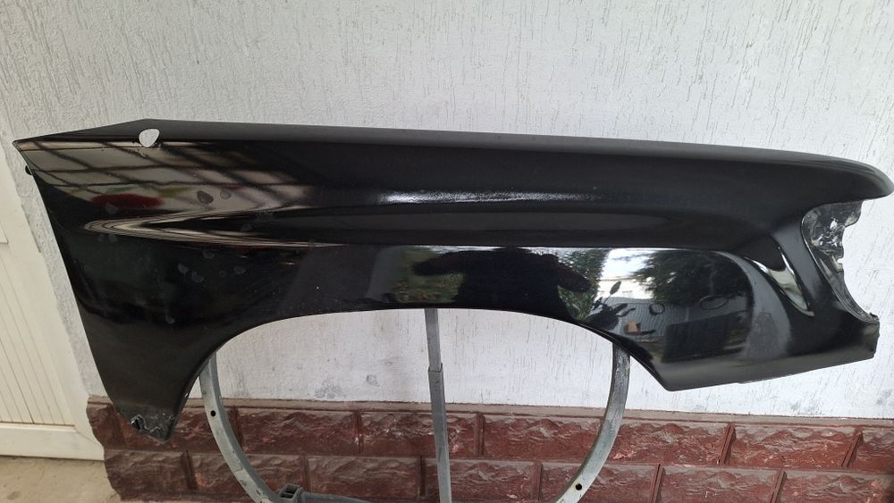 Subaru Forester крыло правое
