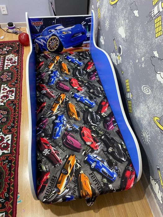 Детская Кровать машина