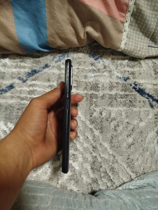 Redmi 9T xolati órtacha ishlab turgan telefon aybi atpechatka yo