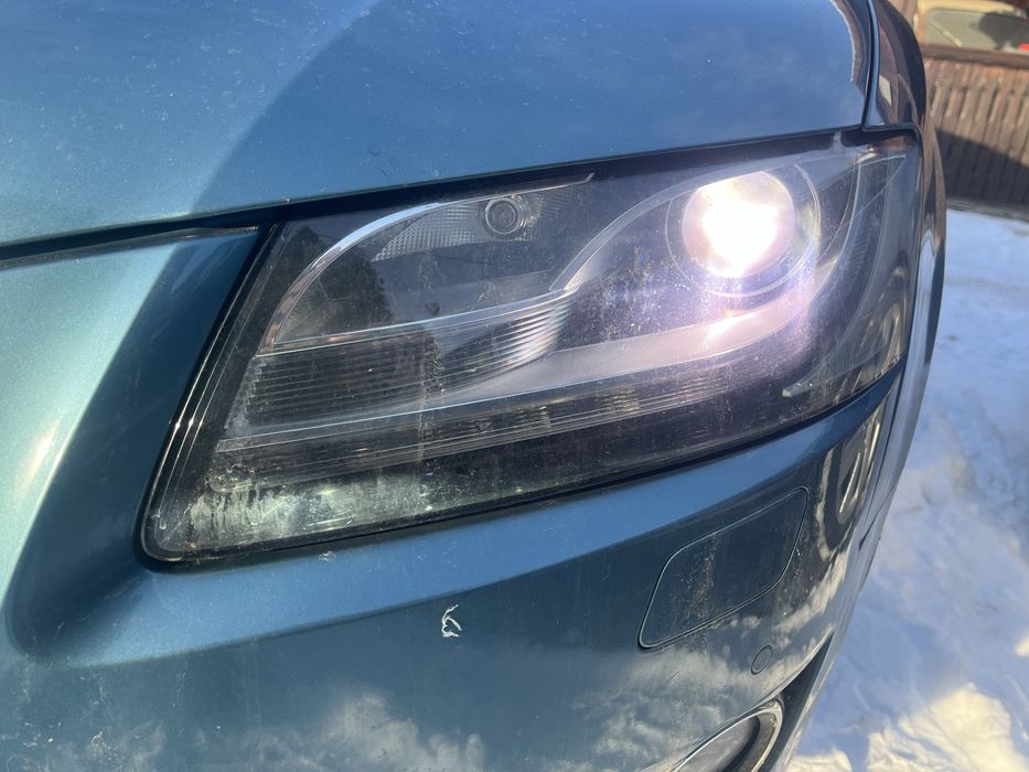 Far stanga cu xenon si led audi a5 2008