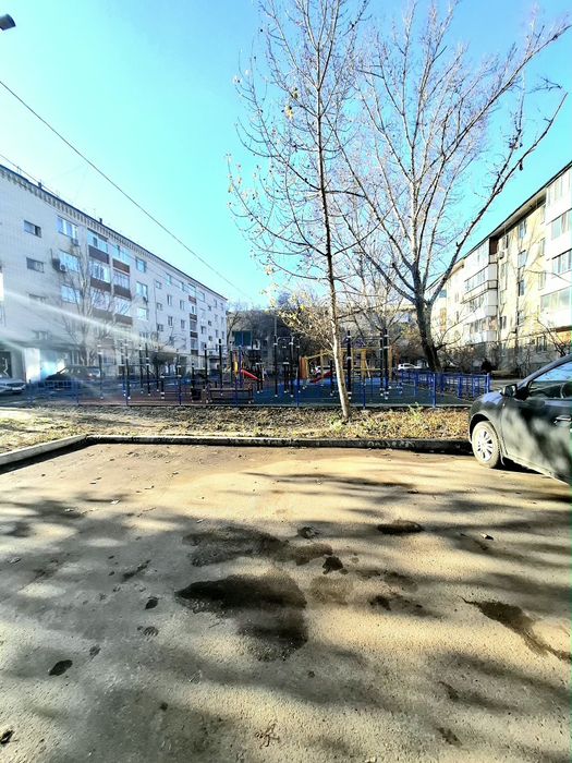 2 ком кв Центр Саяхат 2/5