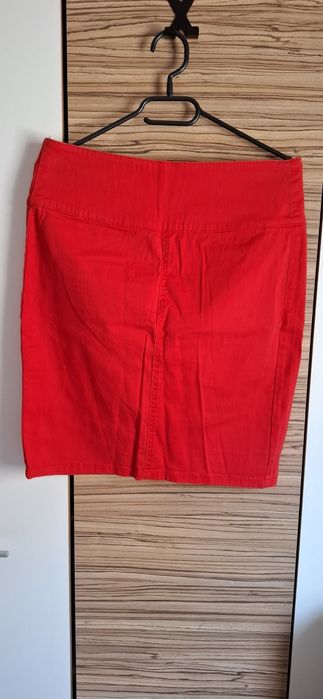 Дамски дрехи М-L размер