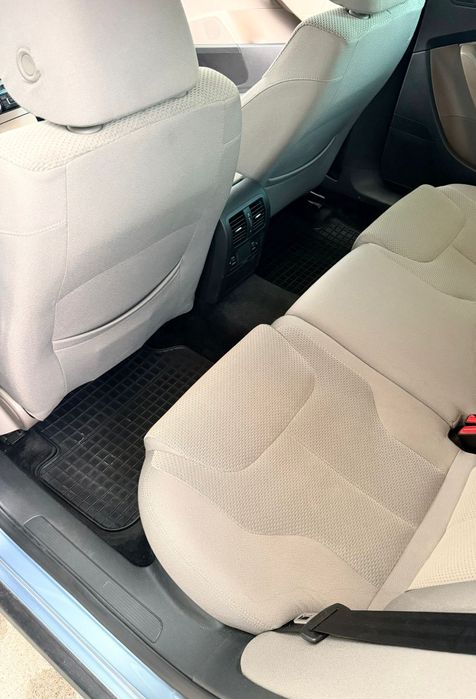 Volkswagen Passat B6/3C - An 2010 - 2.0 TDI 170CP - Automata - Clima/Trapa/Bancheta Incalzita