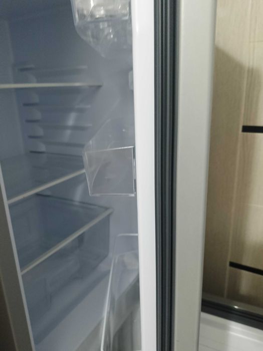 Холодильник продам