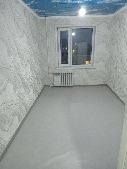 Продам 2 ком.кв на 4 этаже