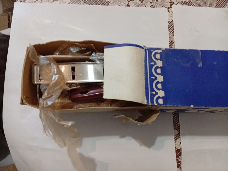 Комплект кухненски прибори 10 броя и закачалка, неръждаема стомана