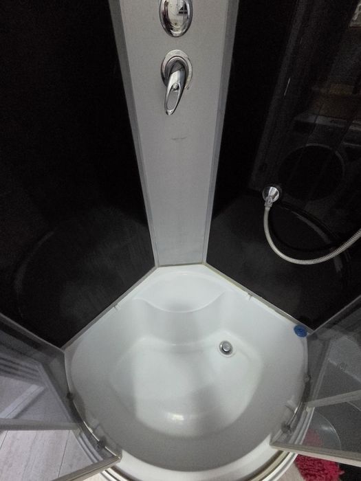 Душевая кабинка отдам