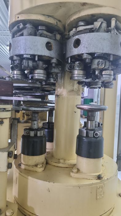 Продаю  закаточный станок  КЗК-79А