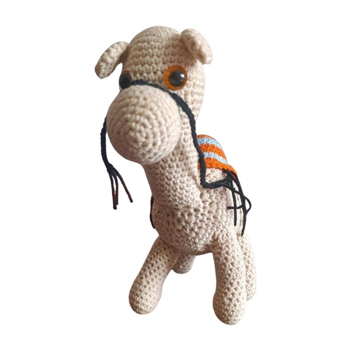 вязанный верблюд