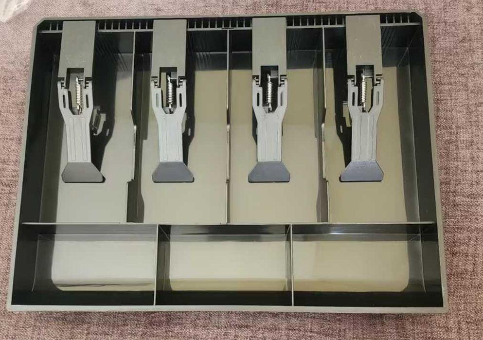 Монетник / каса за пари – за монети и банкноти