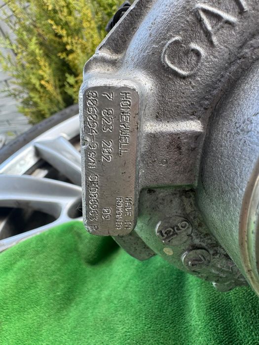 Vând turbina BMW 3.0 258cp