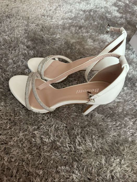 Официални сандали