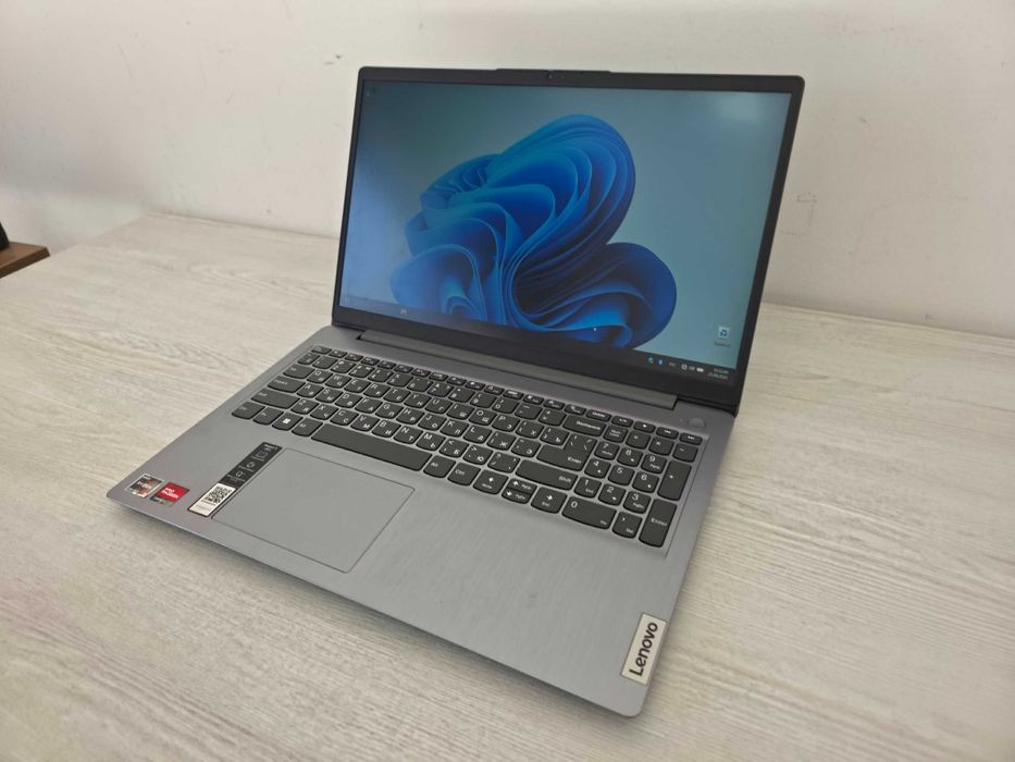 Lenovo IdeaPad 3