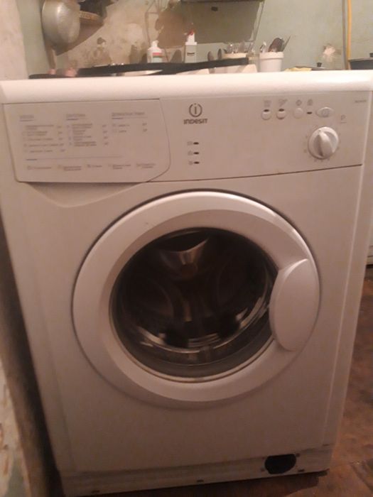 Продам стиральную машинку