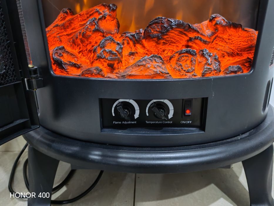 Șemineu electric decorativ cu funcție de incalzire