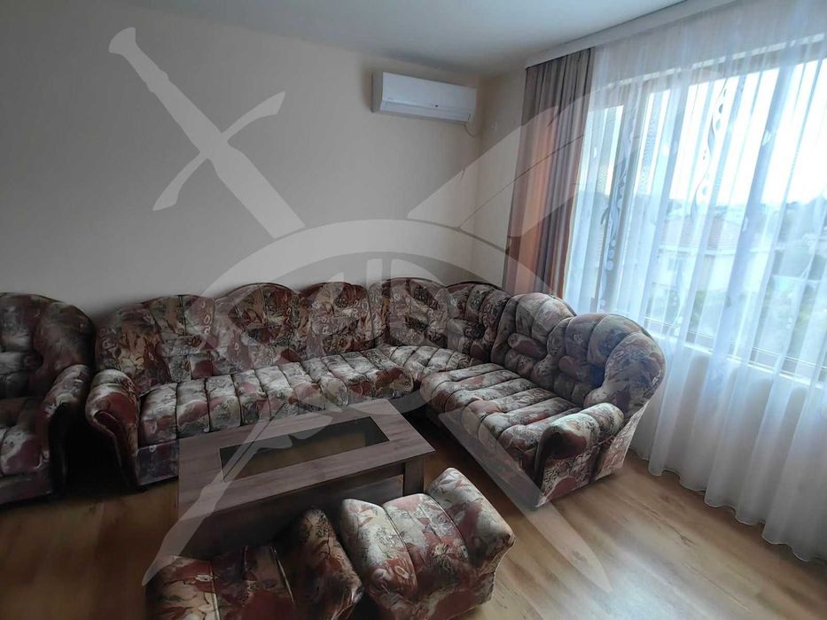 Тристаен - Свети влас