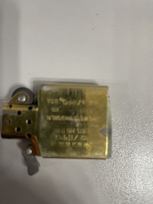 Bricheta Zippo model vechi