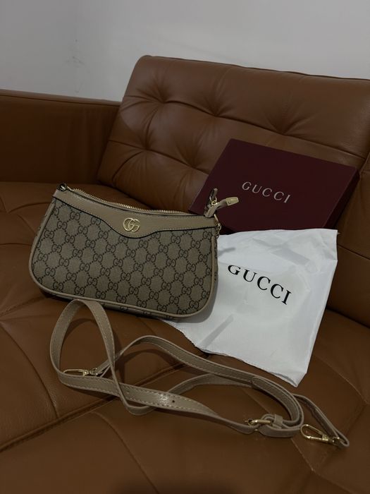 Geanta Gucci crem