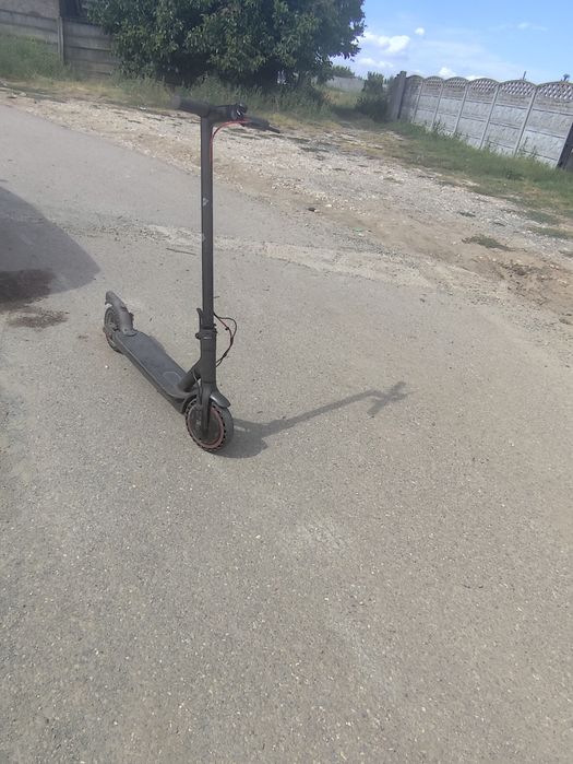 Trotinetă electrică