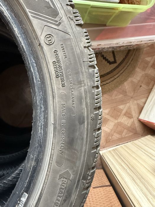 Goodyear ultragrip performance 3(225/45/17)