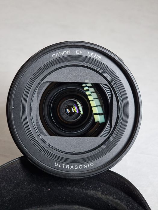 Canon 70d si obiectiv Canon 50mm 1.8 aparat cabina foto