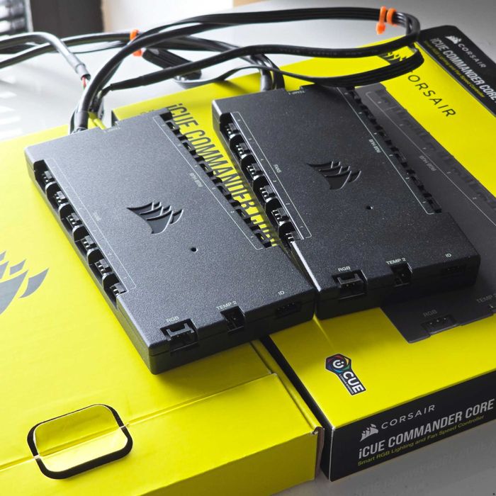 Racire Corsair AIO Nautilus 360 RS, 9x Fans, 2x Commander Core XT